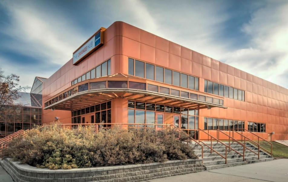 The Orange Hub offers the Professional Artists’ Eligibility rate